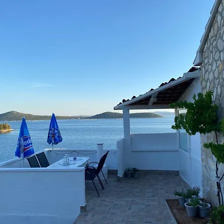 Alleinstehendes Haus Am Robinson تكون